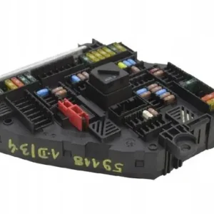 SKRZYNKA BEZPIECZNIKÓW MODUŁ BMW 9210860. Ekspresowa dostawa